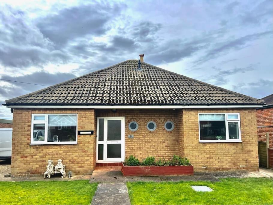 Early Sunrise - Entire House In Withernsea Exterior photo